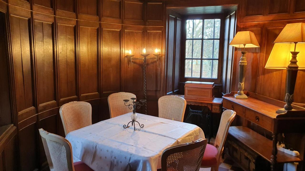 Maulévrier Chateau De La Frogerie מראה חיצוני תמונה